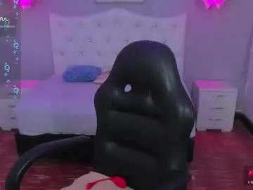 Lisa7_7  live sex cam