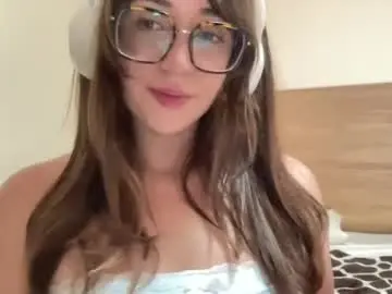 Lunitamonroe  live sex cam