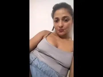 Mia_diamon  live sex cam