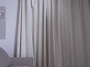 Miolia  live sex cam