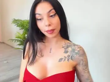 Misssiennaa  live sex cam