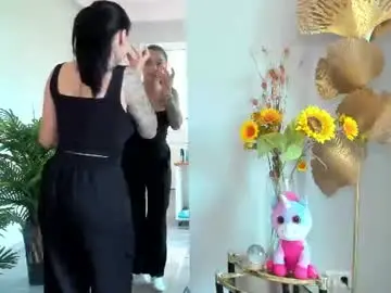 Misssiennaa  live sex cam
