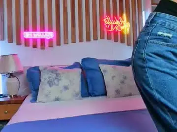 Cassiefoxx_  live sex cam