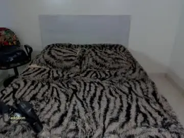 Dayanna_tecca  live sex cam