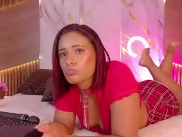 Dolly_brownc  live sex cam