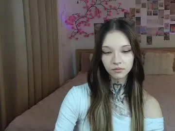 Evaasilence  live sex cam