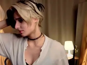 Kimikosetterland  live sex cam