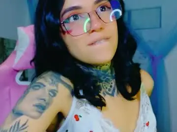 Lunai_gh  live sex cam