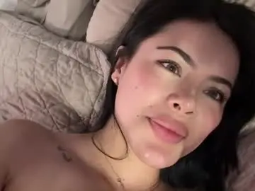 Mia_paulina  live sex cam