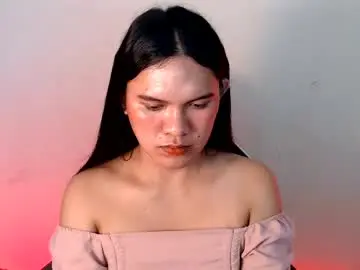 Ready2care4youbabe  live sex cam