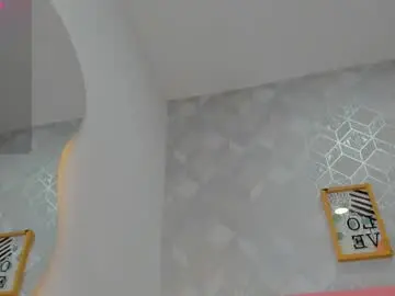 Selenamiel  live sex cam