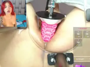 Valka_green__  live sex cam