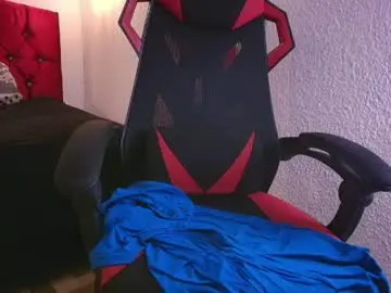 Airamoreau  live sex cam