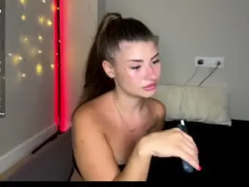 Aliceelfy  live sex cam