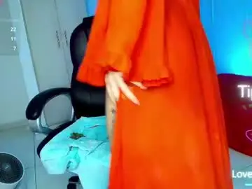 Bellablondex69  live sex cam