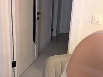 Bonnyflower  live sex cam