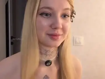 Bonnyflower  live sex cam