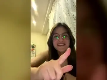 Irisss31  live sex cam