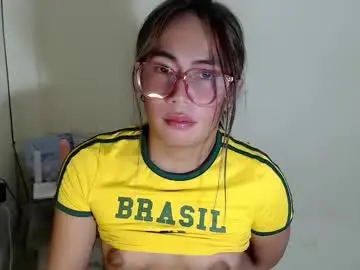 Itsurgil_kloeh  live sex cam