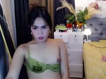 Itsurgil_kloeh  live sex cam