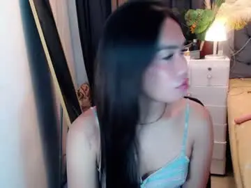 Itsurgil_kloeh  live sex cam