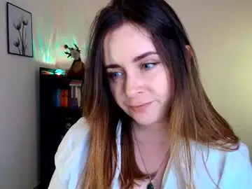 Madelamee  live sex cam