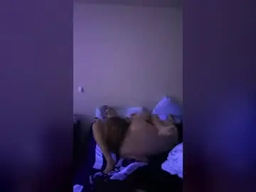Makemommyfeelon  live sex cam