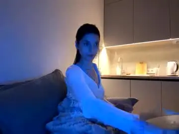 Meralynn  live sex cam