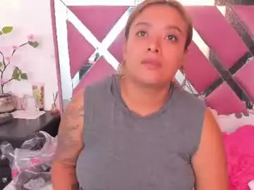 Bellalumi  live sex cam