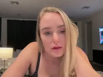 Blondebaby009  live sex cam