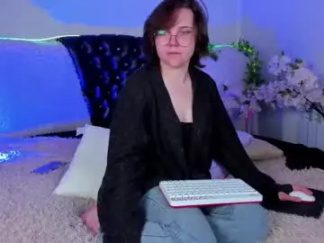 Cinemagirl  live sex cam