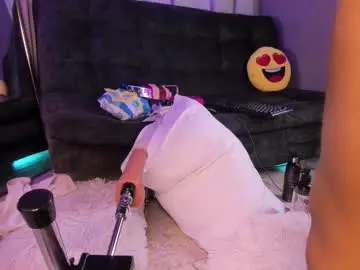 Eve__queen  live sex cam