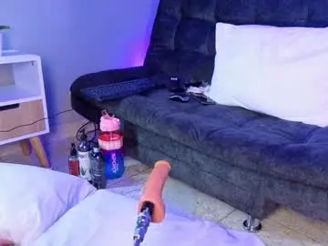 Eve__queen  live sex cam