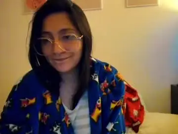 Honeymoon1212  live sex cam