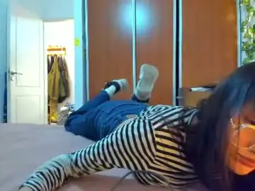 Honeymoon1212  live sex cam