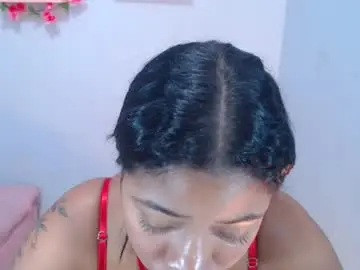 Latinbrunett1  live sex cam