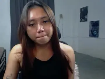 Lunapinay  live sex cam