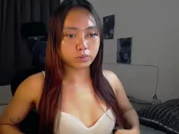 Lunapinay  live sex cam
