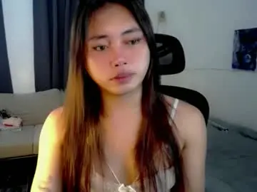 Lunapinay  live sex cam