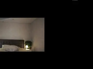 Oscarheberle  live sex cam