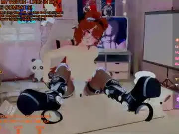Puppyinu  live sex cam