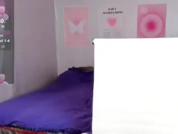 Queitsharm_  live sex cam