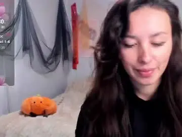 Queitsharm_  live sex cam