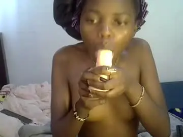 Spicybobolishia_  live sex cam