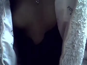 Spicybobolishia_  live sex cam