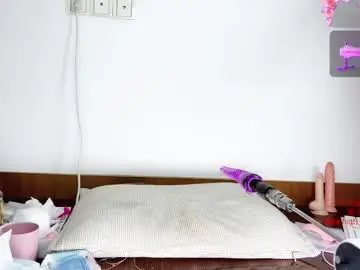 Taste_my_strawberry  live sex cam