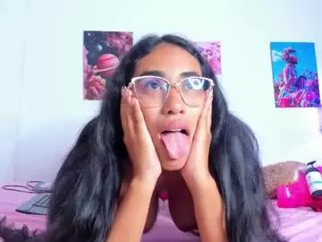 Tyra_banksi  live sex cam