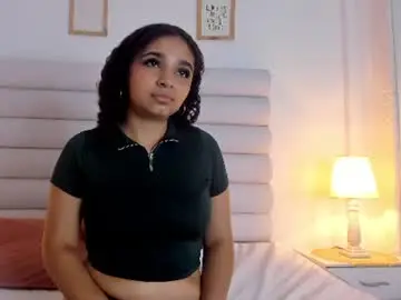 Yesi_lombana  live sex cam