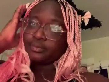 Bigkittyraven  live sex cam