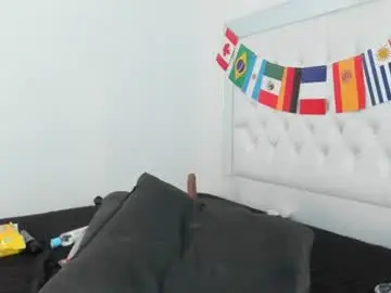 Brenda_maz  live sex cam